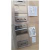 Image 7 : 30-Piece Barber Set: Hand and Electric Clippers, Scissors, Combs, Capes