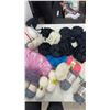 Image 6 : Large Lot of Assorted Yarn