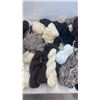 Image 3 : Large Lot of Assorted Yarn