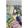 Image 5 : Large Lot of Assorted Yarn