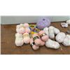 Image 6 : Assorted Yarn Lot: Patons Fairy Tale, Bernat, Bouquet Softee