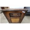 Image 2 : Antique Victor Talking Machine Company Model 8-8 Lowboy Console Radio, circa 1928-1929