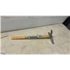 Image 11 : Large Lot of Knitting Needles Including Aero, Boye, Clover Takumi, and Prym, Gauge