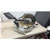Image 4 : DeWalt DW713 10” Compound Miter Saw with Instruction Manual