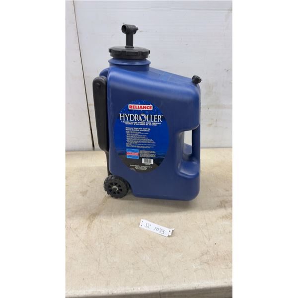 Reliance Hydroller 8 Gallon/30 Litre Wheeled Water Container With Hideaway Spigot