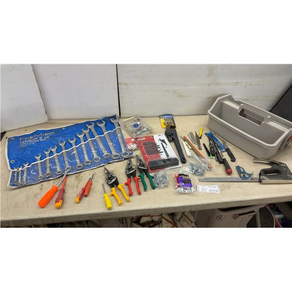 Premier 14-Piece SAE Combination Wrench Set 3/8” to 1 1/4” With Assorted Tools