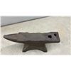 Image 2 : Antique Anvil, Cast Iron, 19” Long, with Pritchel Hole and Hardy Hole