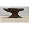 Image 7 : Antique Anvil, Cast Iron, 19” Long, with Pritchel Hole and Hardy Hole