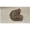 Image 5 : Antique Cast Iron Tractor Seat