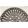 Image 6 : Antique Cast Iron Tractor Seat