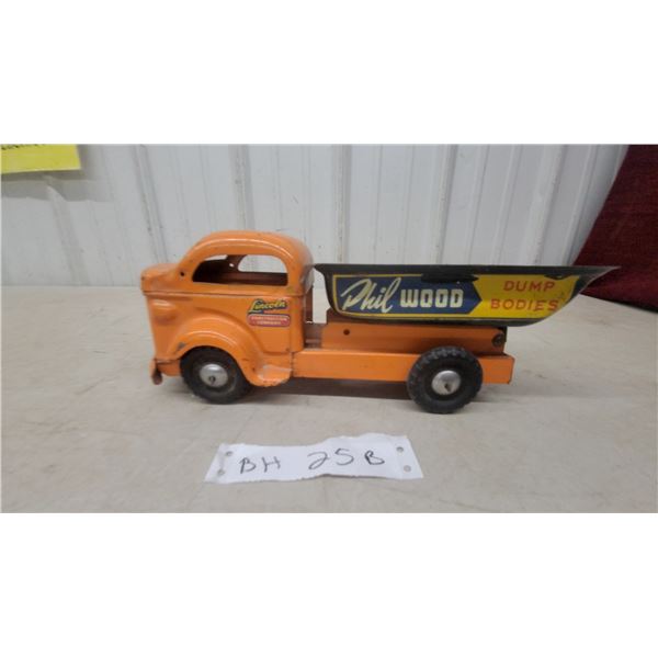 Vintage Lincoln Toys Pressed Steel "Phil Wood Dump Bodies" Dump Truck, 1950s-1960s 12” long