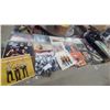 Image 1 : 50 Vintage Vinyl Record Lot: Kingston Trio, Johnny Cash, Simon and Garfunkel, Village People