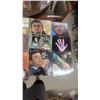 Image 2 : 50 Vintage Vinyl Record Lot: Kingston Trio, Johnny Cash, Simon and Garfunkel, Village People