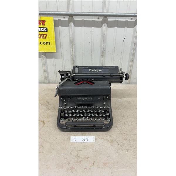 Remington Rand Manual Typewriter Model 17