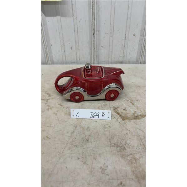 Sadler Classic Cars Teapot