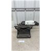 Image 1 : Underwood Elliott-Fisher Manual Typewriter