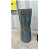 Image 6 : Blue and White Hand-Painted Ceramic Table Lamp, Vase, and Candlestick Holder