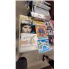 Image 10 : 50 Vinyl Record Lot Including Cher, Bruce Springsteen, Willie Nelson, Knockout Super Hits
