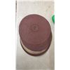 Image 2 : 12-Piece Spring Clamp Set, Sandpaper, Sanding Discs, Jigsaw Blades, Trowel