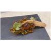 Image 3 : Vintage Lucite Grape Cluster Décor on Driftwood in Amber, Green, and Pink, Set of 3