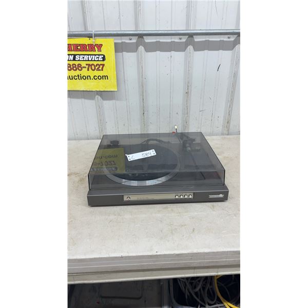 Panta RPH 220 Quartz-Locked Three-Motor Semi-Automatic Turntable