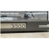 Image 4 : Panta RPH 220 Quartz-Locked Three-Motor Semi-Automatic Turntable