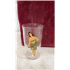 Image 7 : Novelty Glass Tumblers Including Robin Hood and Pin-Up Girls, Set of 5