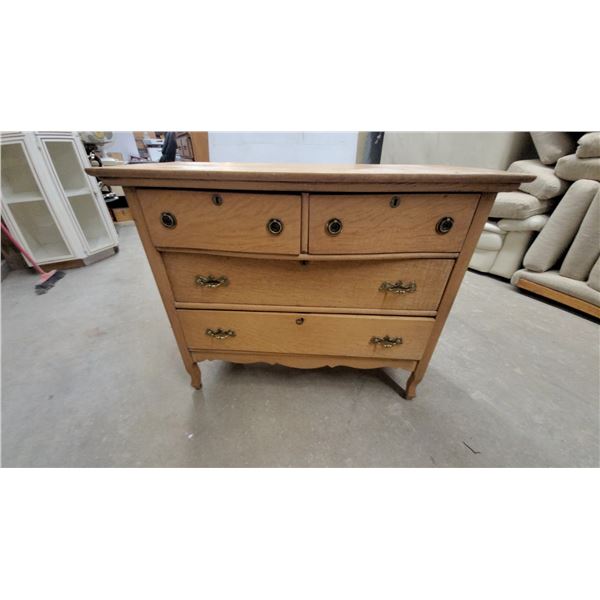 Antique Oak Serpentine Front Chest of Drawers with Brass Pulls 33”×43”×20.6”