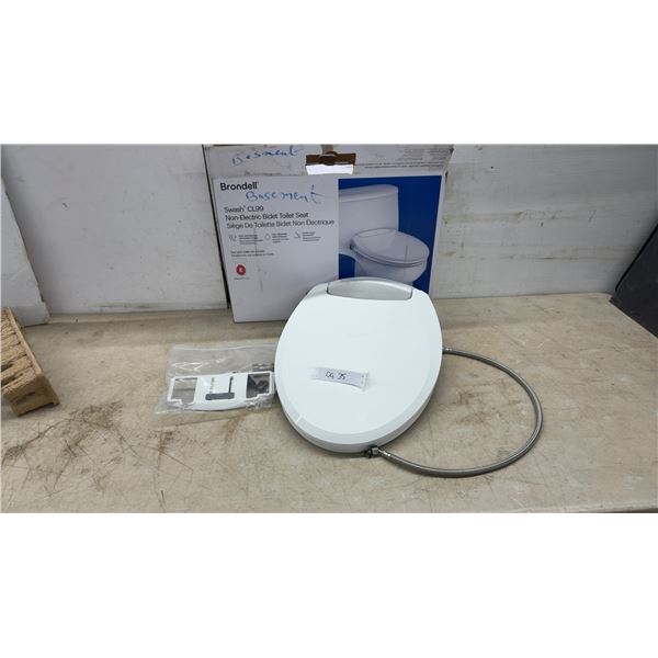 Brondell Swash CL99 Non-Electric Bidet Toilet Seat, Elongated, with Mounting Hardware and Hose