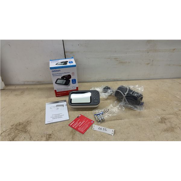 Omron BP7365CAN Blood Pressure Monitor with IntelliSense AFib Screening, Cuff, Adapter