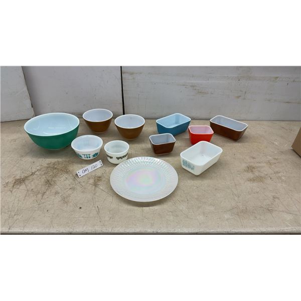 Vintage Pyrex Mixing Bowls, Refrigerator Dishes, Fire King Kitchen Aids Bowl