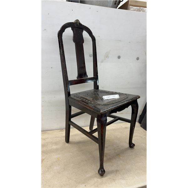 Antique Queen Anne Style Side Chair With Cabriole Legs and Studded Leather Seat