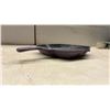 Image 3 : Le Creuset Enameled Cast Iron 26 Centimeter Square Skillet Grill in Plum, Made in France