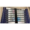 Image 4 : Metaltech Jobsite Series 15.5' Telescopic Ladder, CSA Grade 1, 250 lb Capacity
