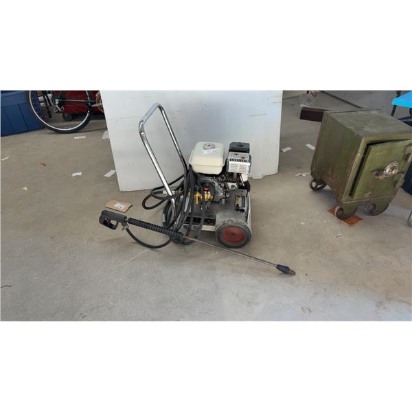 5 HP Gas Honda Pressure Washer, with hose and wand