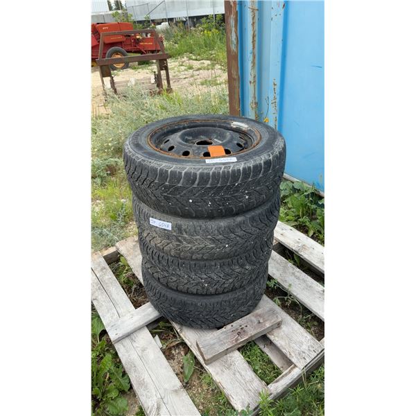Four Goodyear Ultragrip Winter 185/60R14 M+S Radial Tubeless Tires on 4 Lug Steel Rims