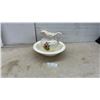 Image 1 : Pitcher and Basin Set, Damage on Pitcher
