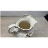 Image 7 : Pitcher and Basin Set, Damage on Pitcher