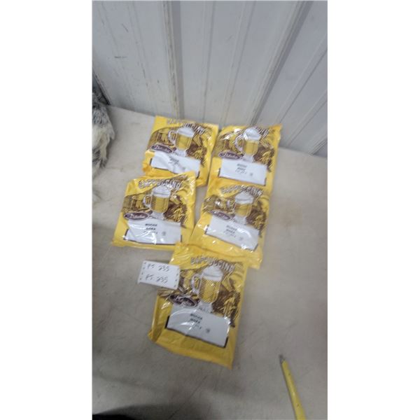 Distinction Mocha Cappuccino Mix, 2 Lb. / 907 g Packages, Quantity of 5