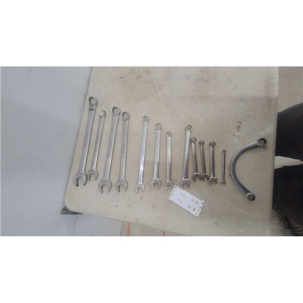 Assortment of 13 SAE Combination Wrenches, Snap-On, blue point, 1/4” to 1 1/8”