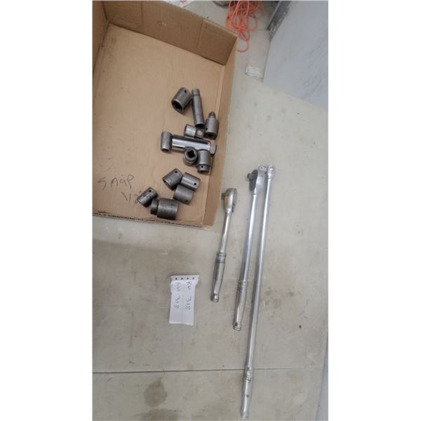 3 Snap-on 1/2” Drive Ratchets and Breaker Bar, plus 13 Sockets