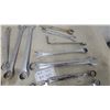 Image 3 : 14 Combination, Open-End, and Box-End Wrenches std.