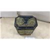 Image 2 : Antique Old Holland Blend Coffee Tin by The Gold Standard Manufacturing Co., Winnipeg