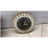 Image 6 : Spartus Model 1125 Hexagonal Electric Pendulum Wall Clock and Westclox Sunburst Wall Clock