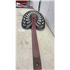 Image 3 : Vintage John Deere Cast Iron Tractor Seat With Mounting Bracket, Heart Cutout, Marked "JD 19”