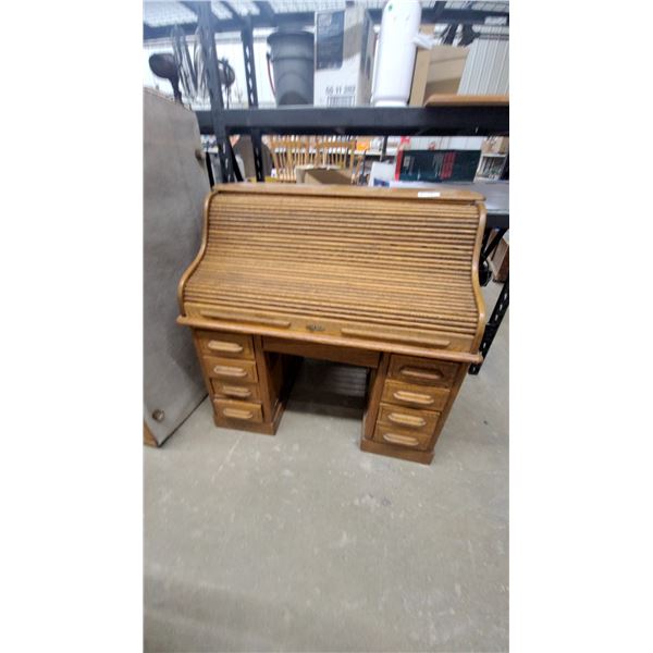 Antique Oak Roll-Top Desk S curve with Tambour Door and Pedestal Drawers 32”×50”×50”