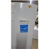 Image 3 : Frigidaire Upright Freezer, White, Energy Star Certified