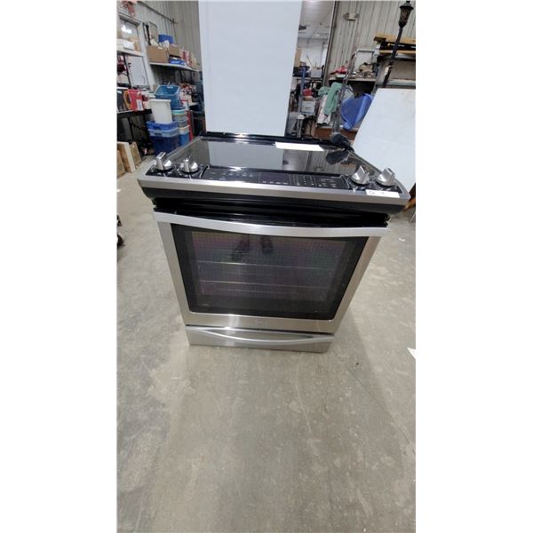 Whirlpool Gold Series WFE745H0FS Stainless Steel Electric Range with Ceramic Cooktop