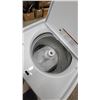 Image 6 : Maytag Top-Load Washing Machine with 10 Wash Cycles and Deep Fill Option, White