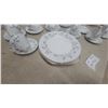 Image 6 : Johnson Snow White 34-Place Dinnerware Set: Plates, Cups, and Saucers